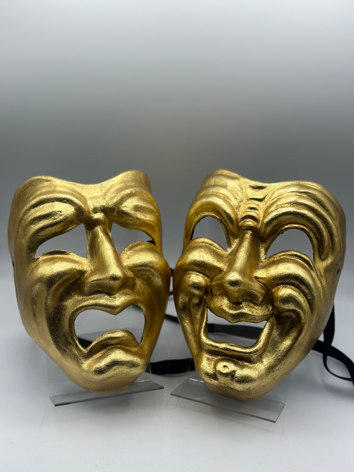 Set Tragödien- und Komödienmasken in Gold - Comedia dell'arte-Masken.