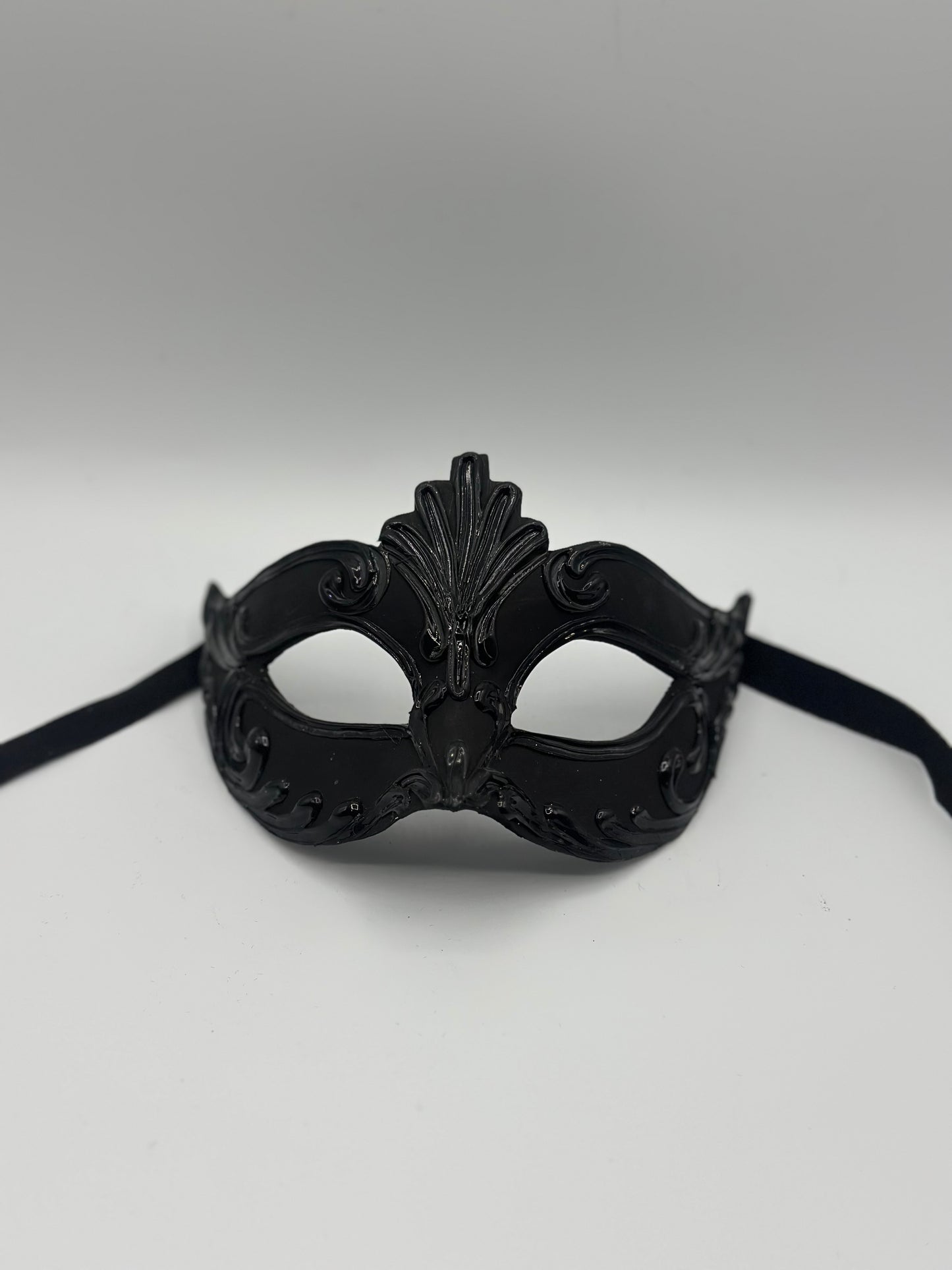 Schwarzes venezianisches Paarmasken-Set – Handgefertigte Papiermaché-Duo-Masken für Maskeraden und Veranstaltungen