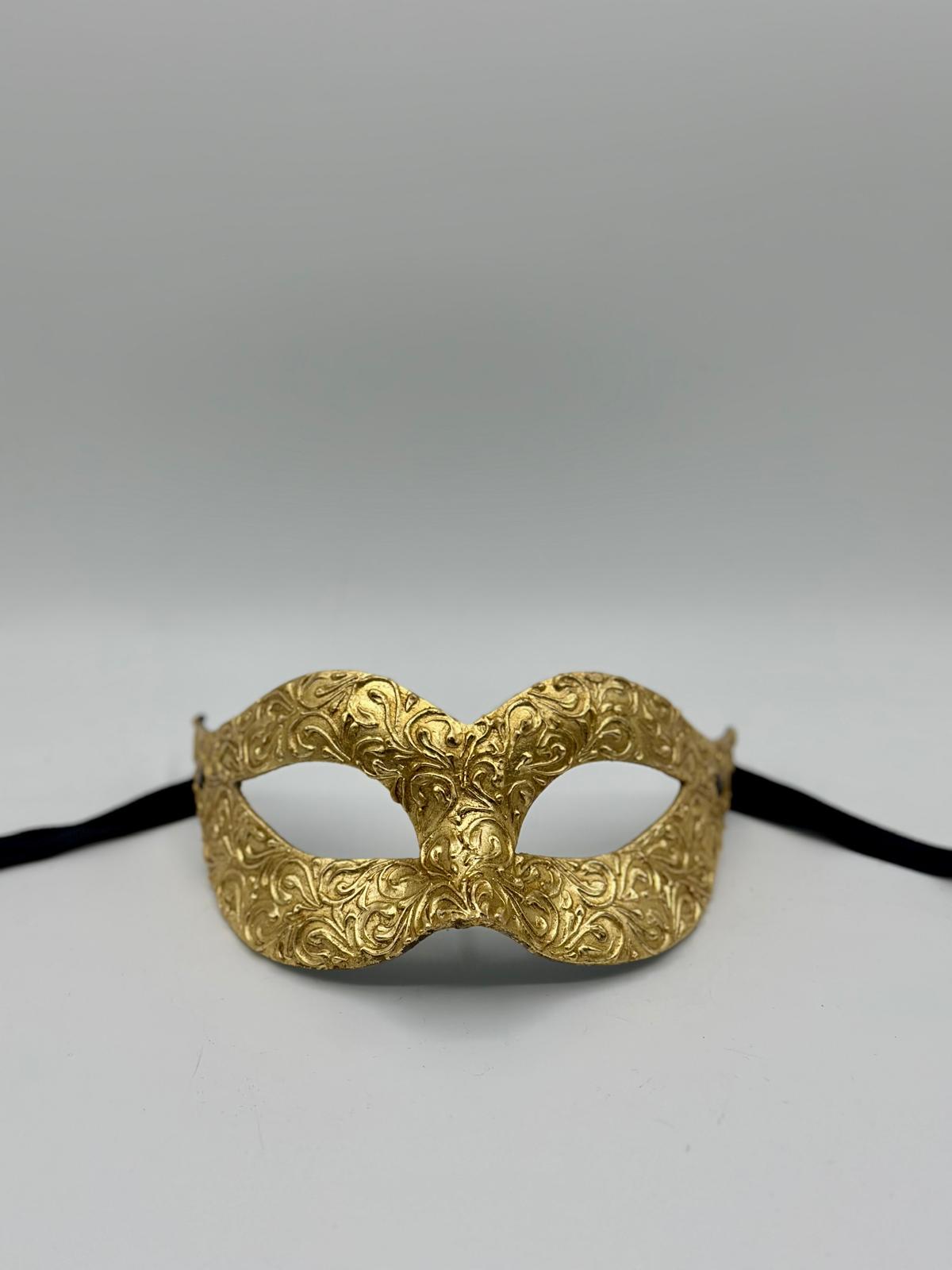 Gold Venetian Couple Mask Set – Handcrafted Papier-Mâché Duo Masks for Masquerade & Events