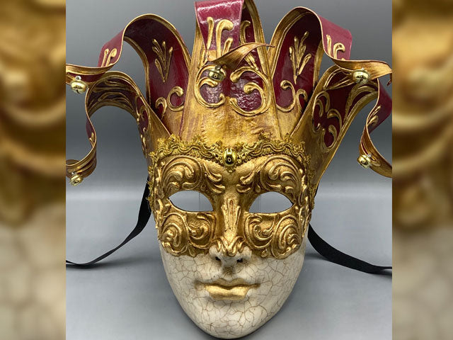 Venetian men mask in red