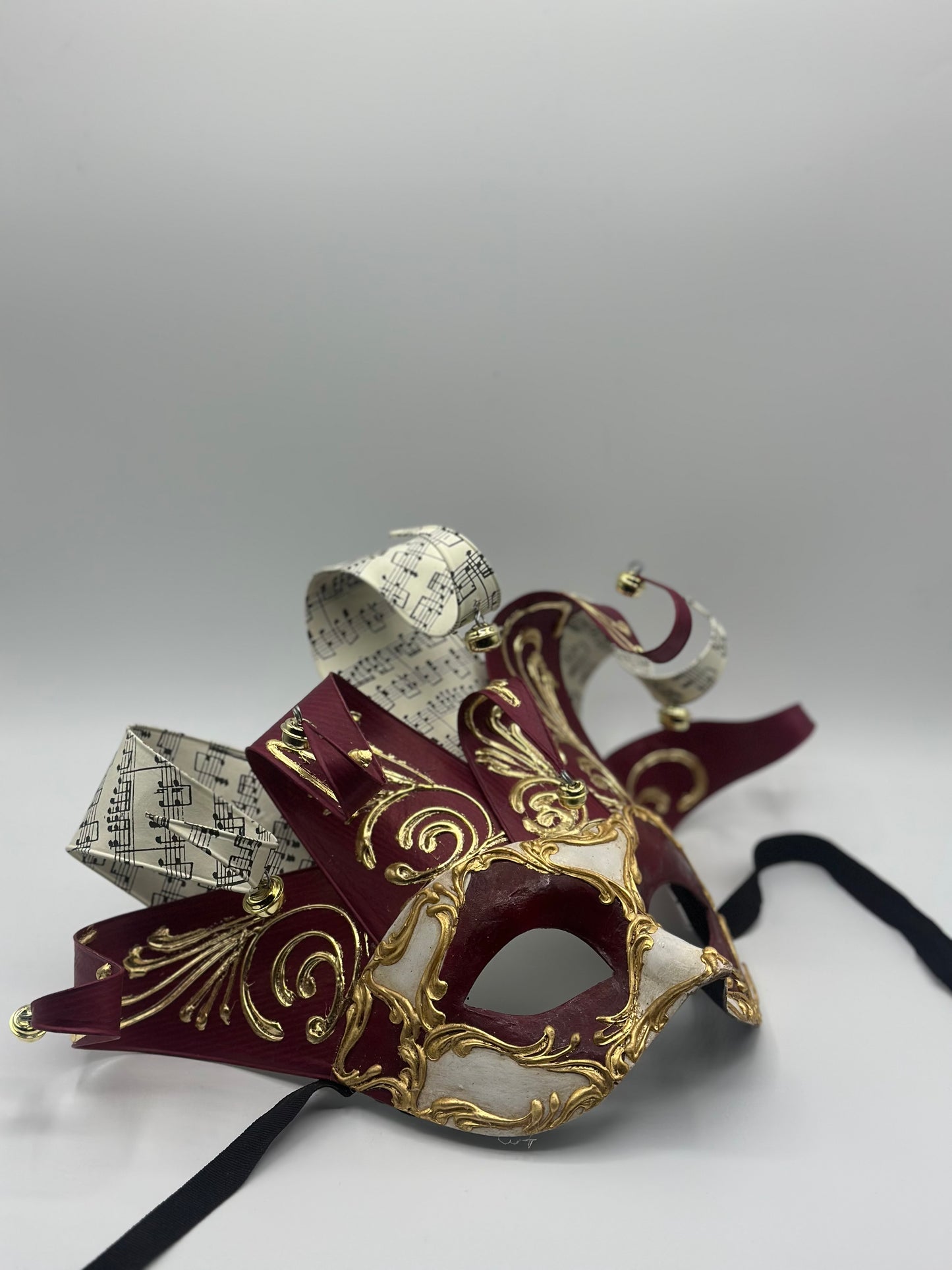 Venetian mask Jolly in red and white - Masquerade mask for men