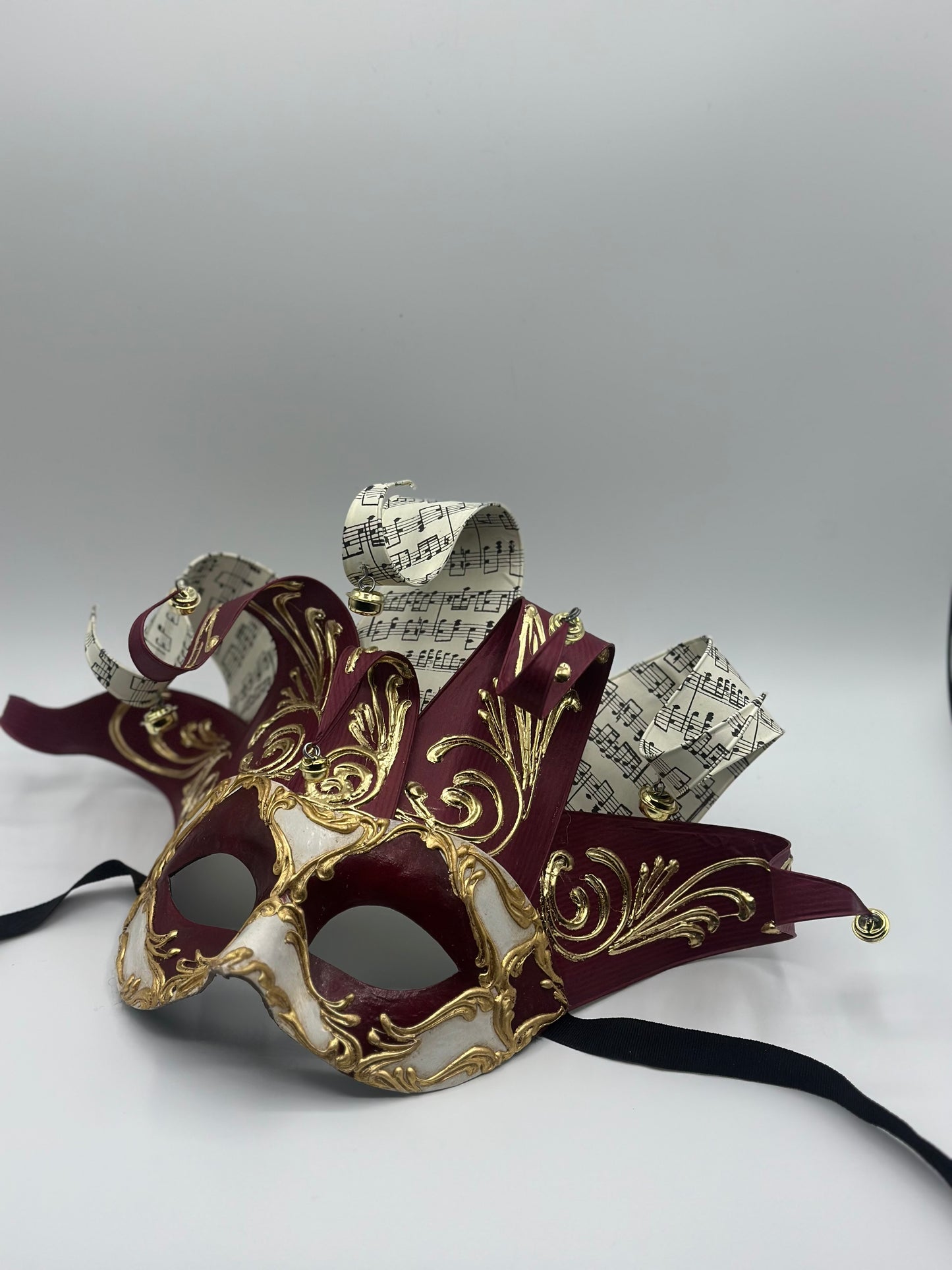 Venetian mask Jolly in red and white - Masquerade mask for men