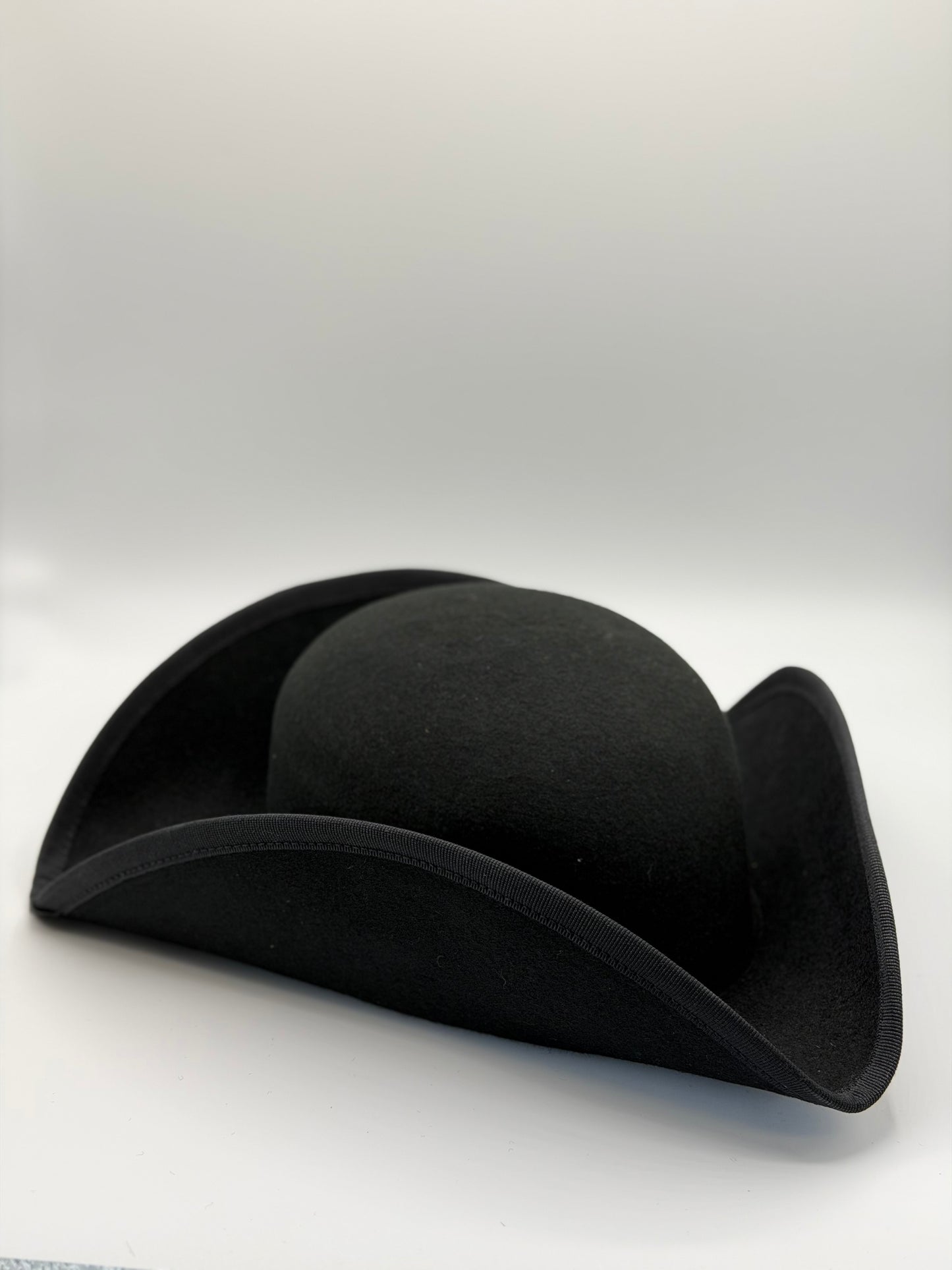 Tricorn Hat – Classic Pirate Hat in Lana Wool