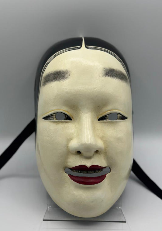 Japanische Noh-Maske, Nohmen-Maske einer Frau,