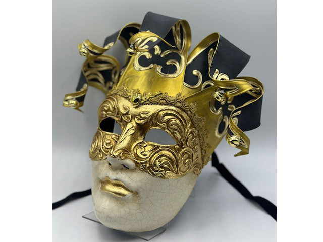 Venetian men mask in black and gold