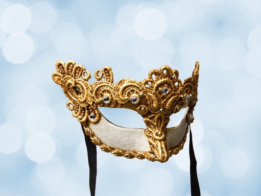 Máscara de baile veneciano para dama en encaje dorado