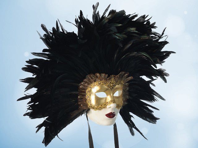 Eyes Wide Shut mask with feathers