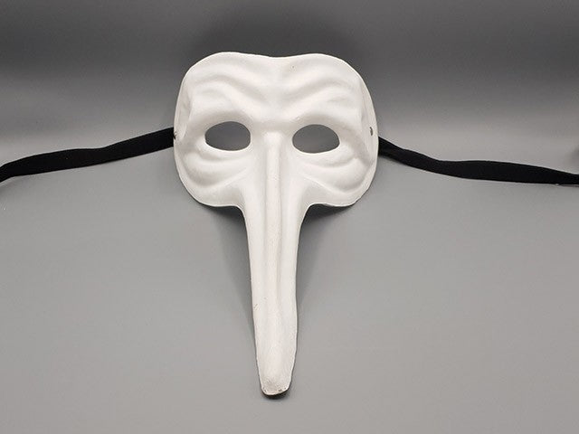 Máscara Capitán Matamoros de la Comedia del arte, en papel maché blanco