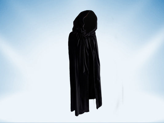 Black cape with hood made of velvet